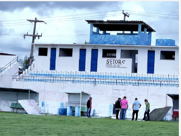 Estádio Abilhão se prepara para receber jogos oficiais do Quixadá Futebol Clube